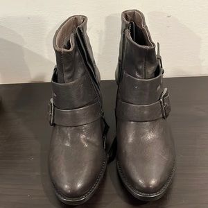 Miz Mooz boot size 36. Dark Grey